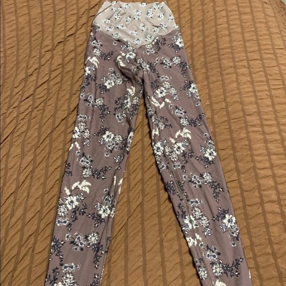 Aerie crossover leggings - Picture 3 of 3